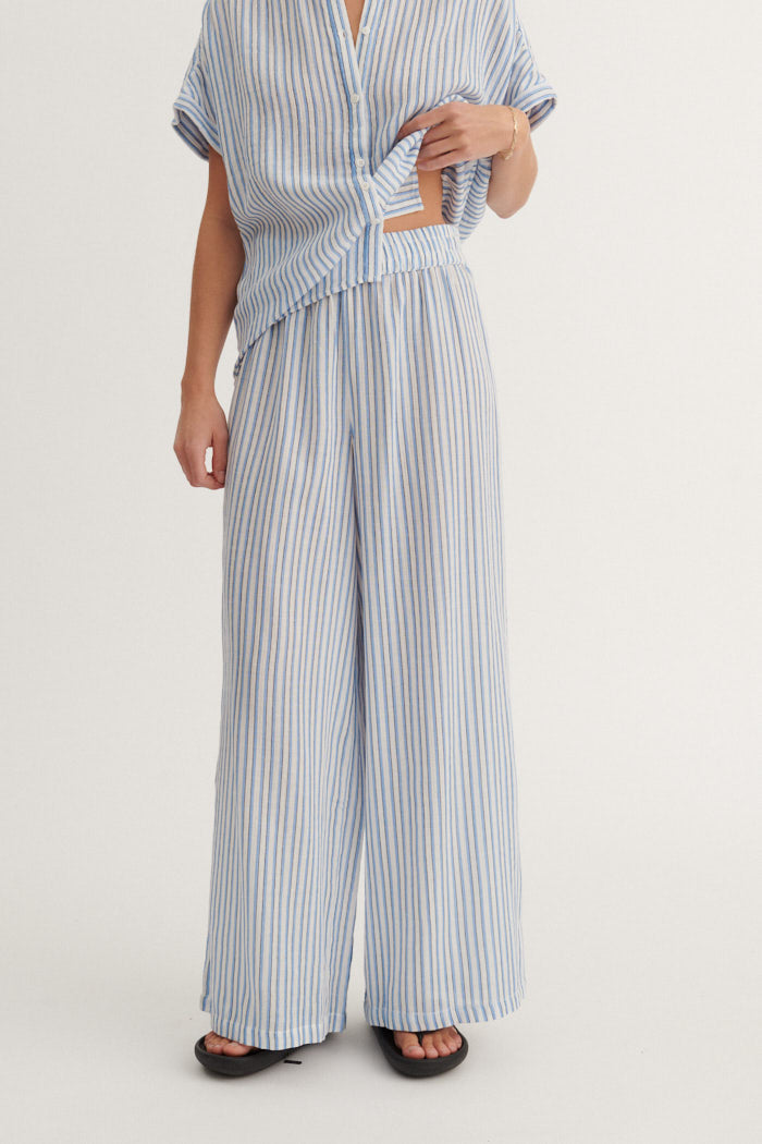 Basic Apparel Calli Loose Pants Pants 778 Frozen fjord / whisper white / black